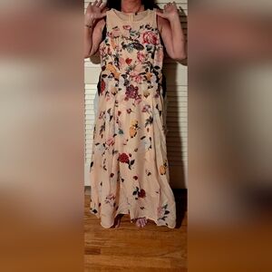 Floral Sleeveless Maxi Dress